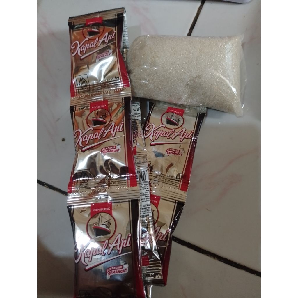 paket 5 sachet kapal api silver + gula 250 gr