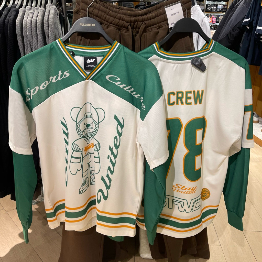 Jersey T-shirt Stwd PULL&BEAR MEN Jastip (jasa titip)