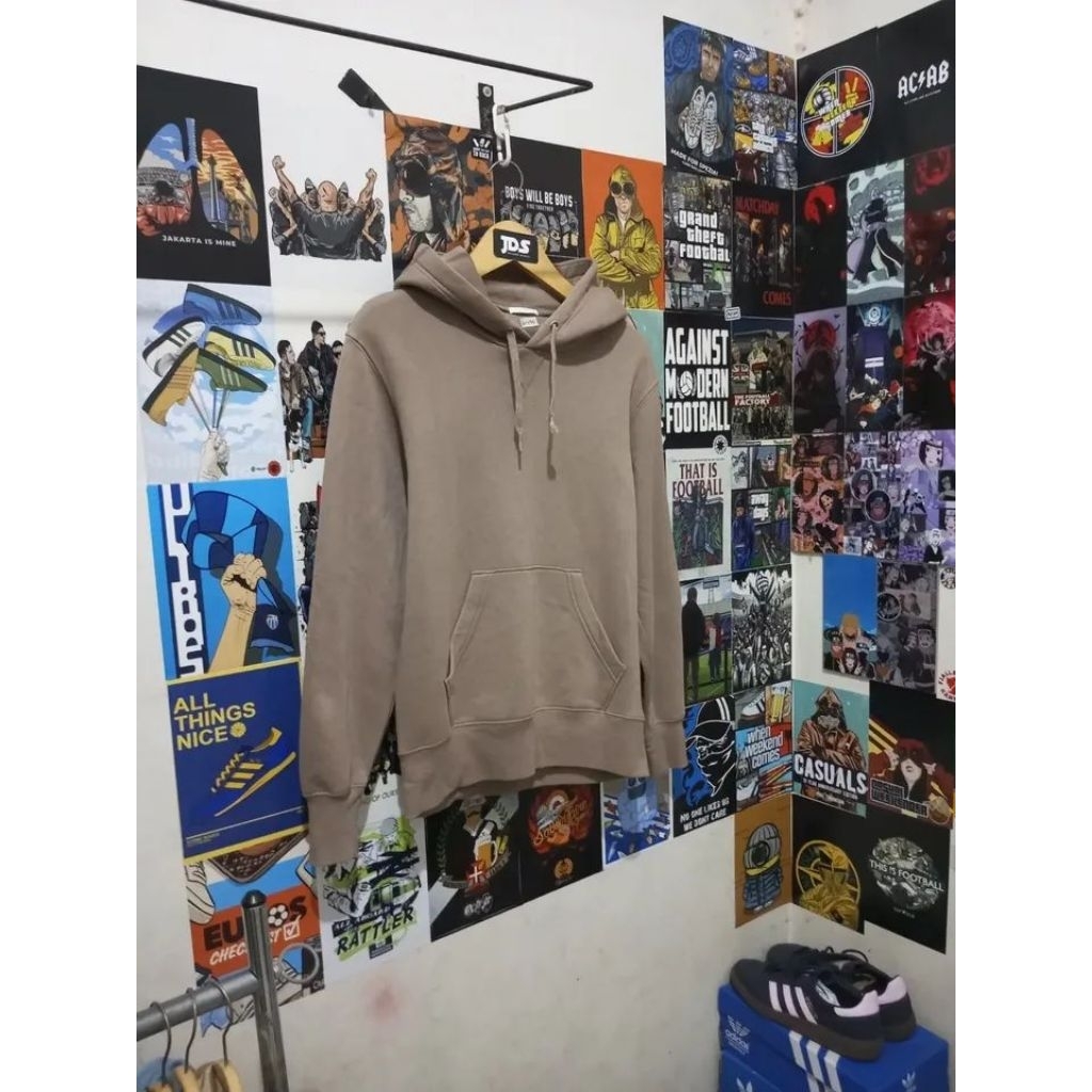 Hoodie Global Uniqlo || S 64x49