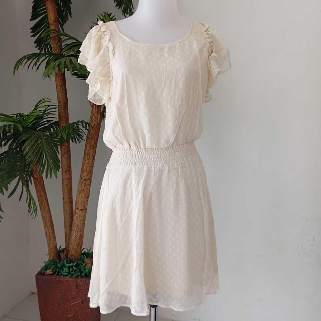 Dress Wanita Putih Polos