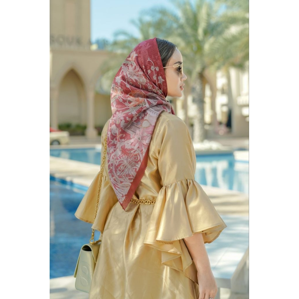 BUTTONSCARVES XL DUBAI RUBY PLOVE