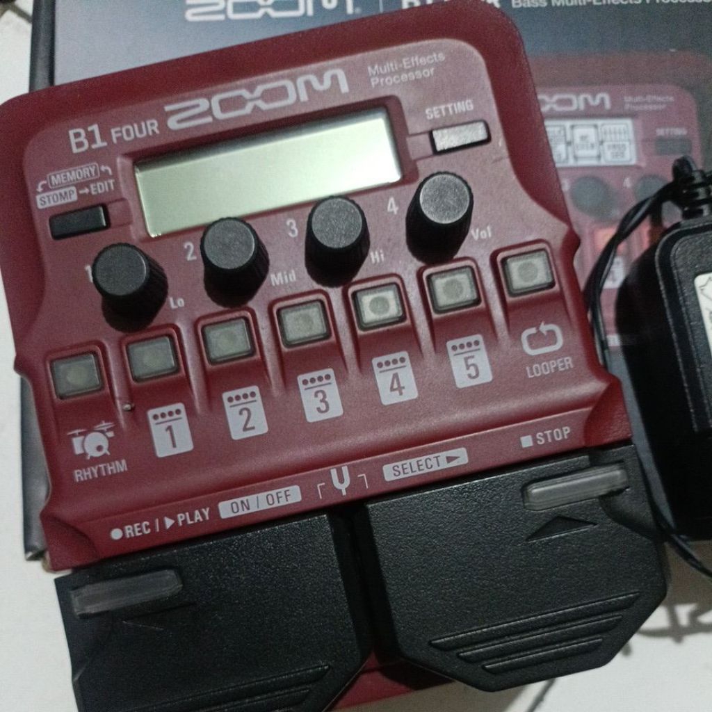 Pedal Effect Bass ZOOM B1Four B1 Four pedal fx bass