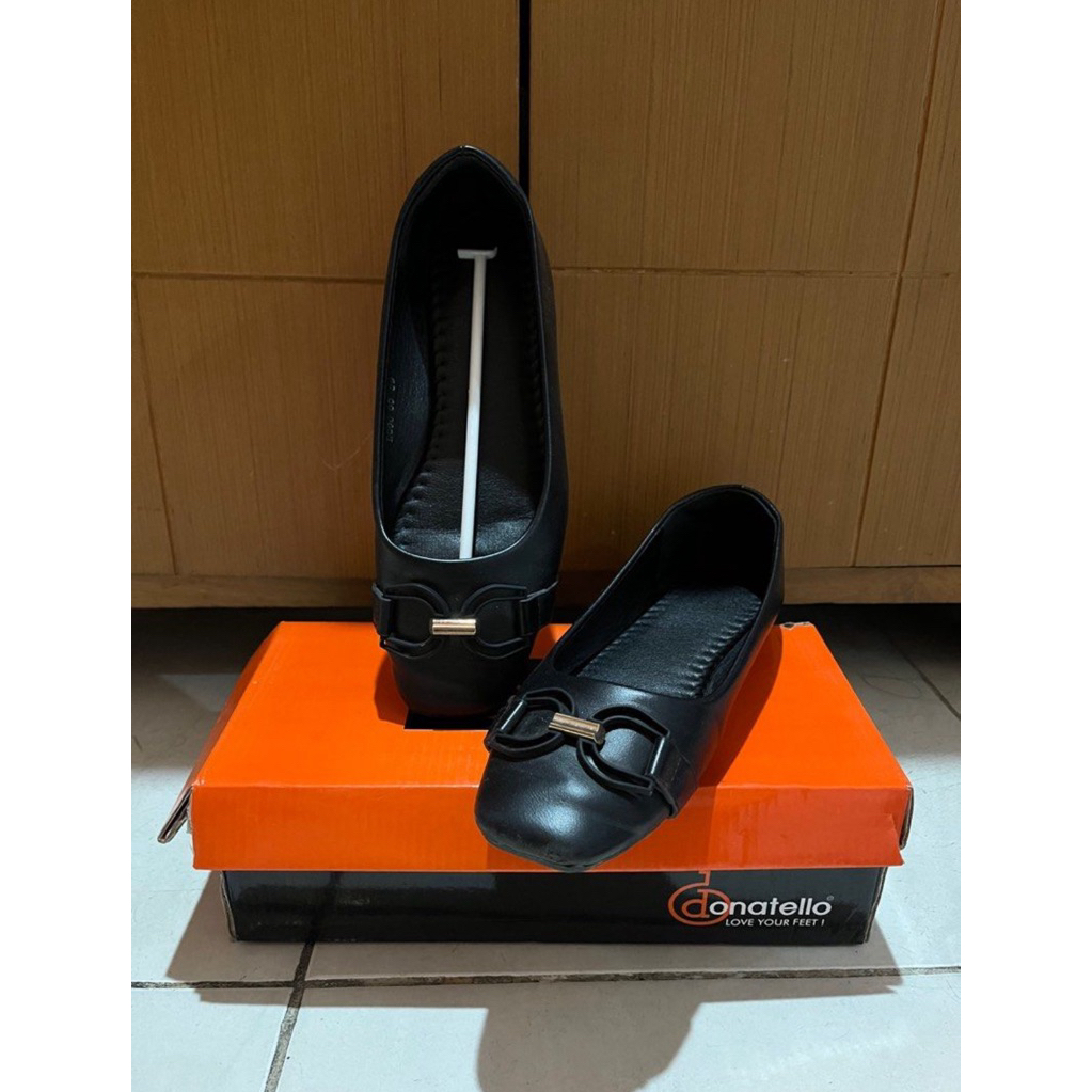 donatello flat shoes