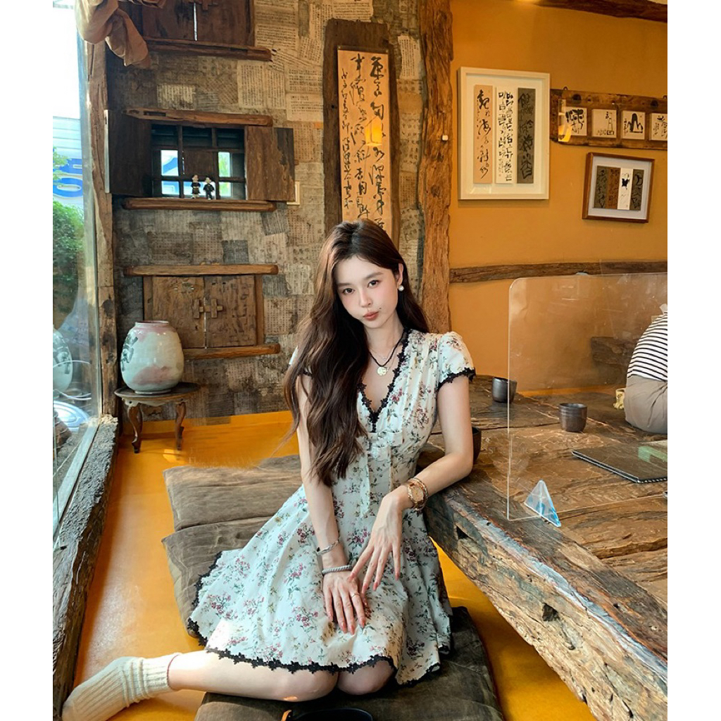 D1780 RICHIESTO KOREAN STYLE FLORAL VINTAGE MINI DRESS PANTAI BUNGA VNECK SUMMER