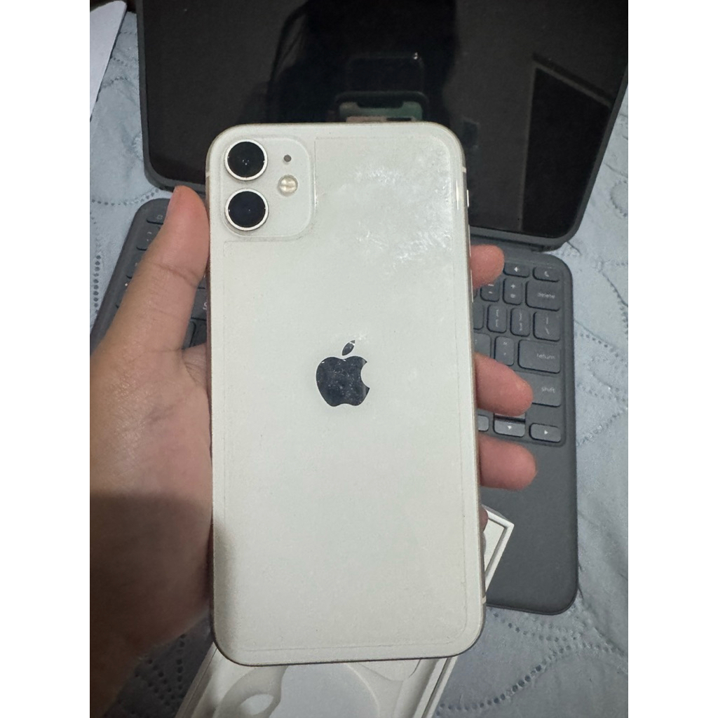 (WTS) IPHONE 11 128 GB SECOND HAND LIKE NEW MULUS EX. DIGIMAP