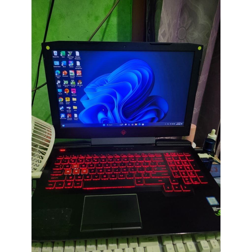 hp omen 15 ce086tx i7 7700hq gtx 1060 6gb