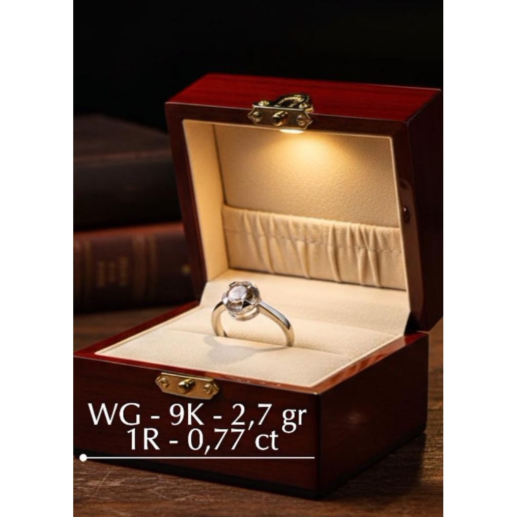 Cincin Berlian dan Emas