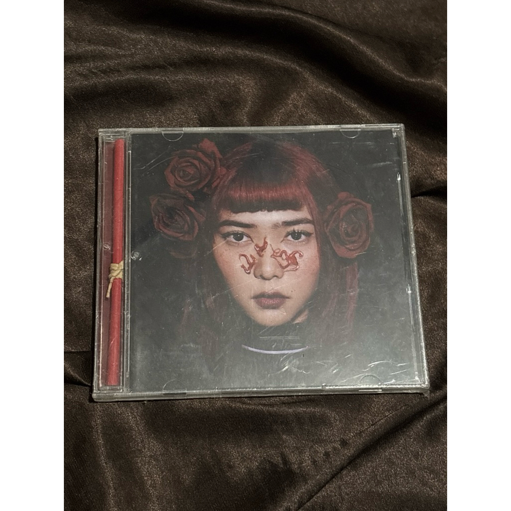 CD ALBUM ISYANA SARASVATI SELFTITLED ORIGINAL SEALED