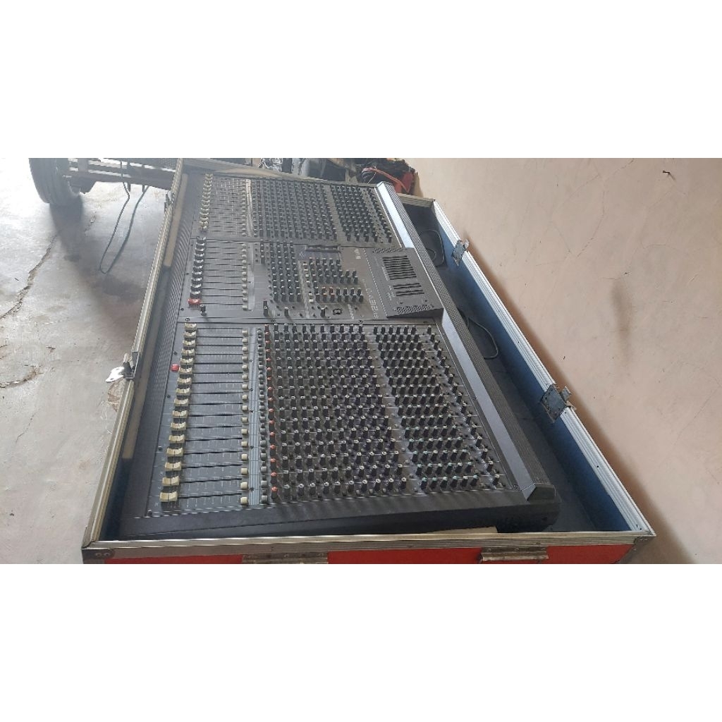 Mixer Yamaha GA32