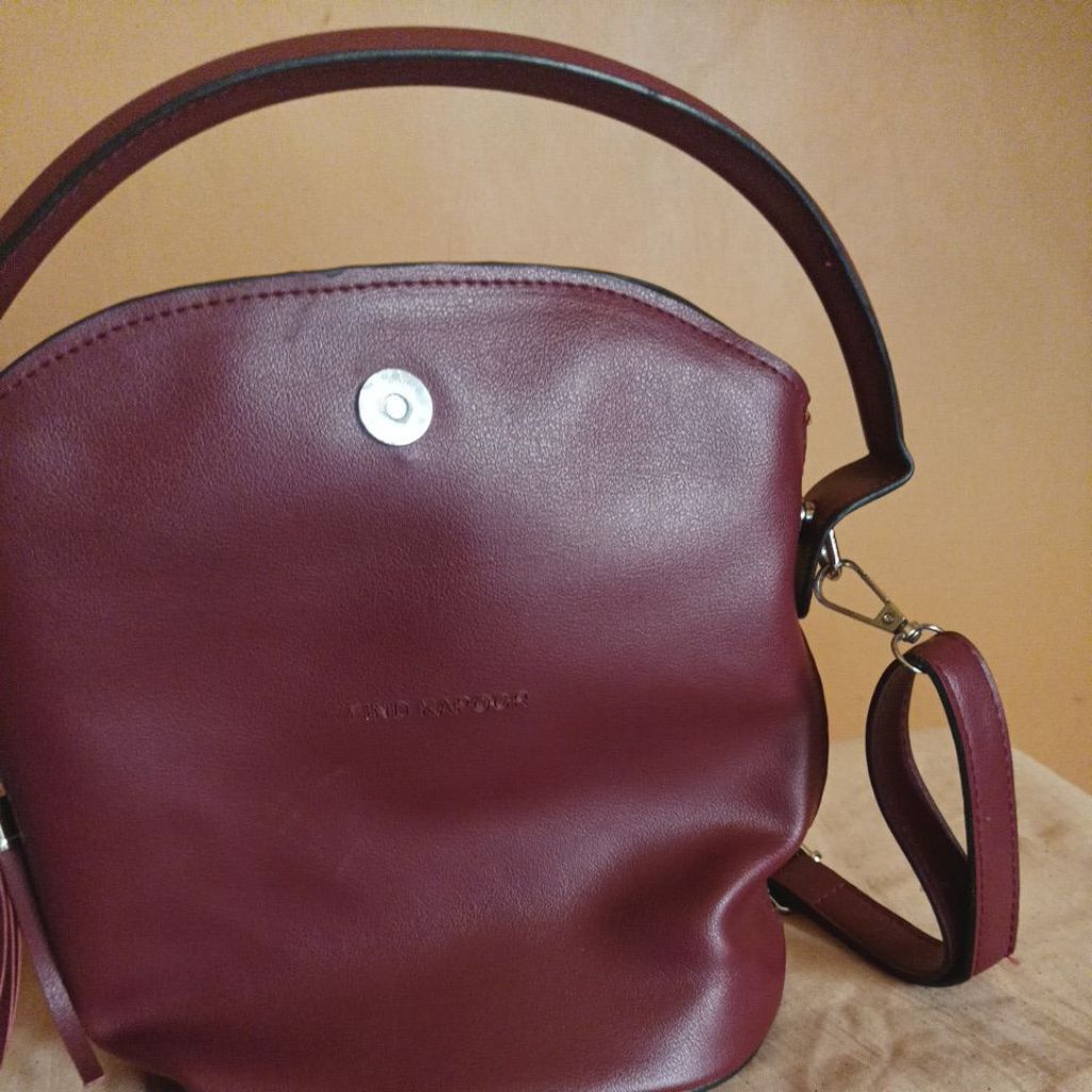 preloved find kapoor bag burgundy