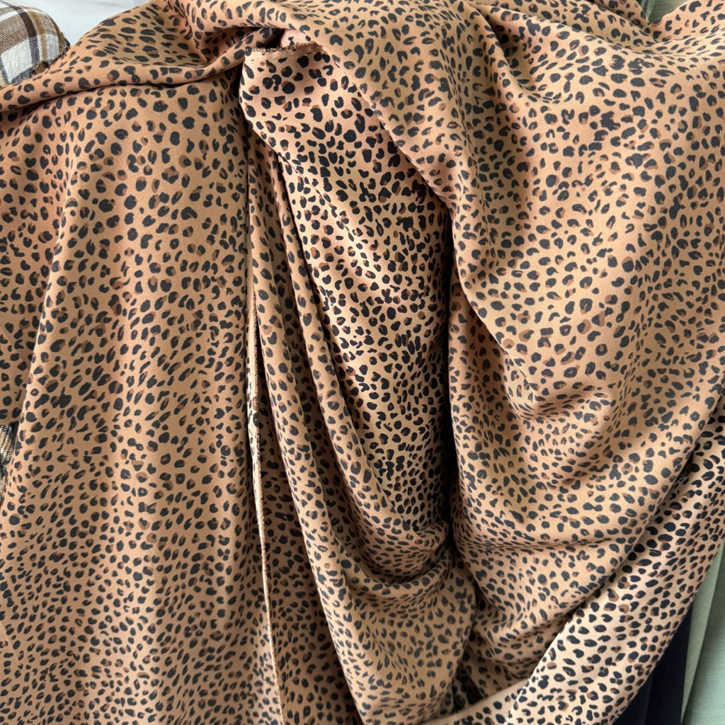 kain armani silk premium - armani silk motif - armani meteran {BLK-E4}