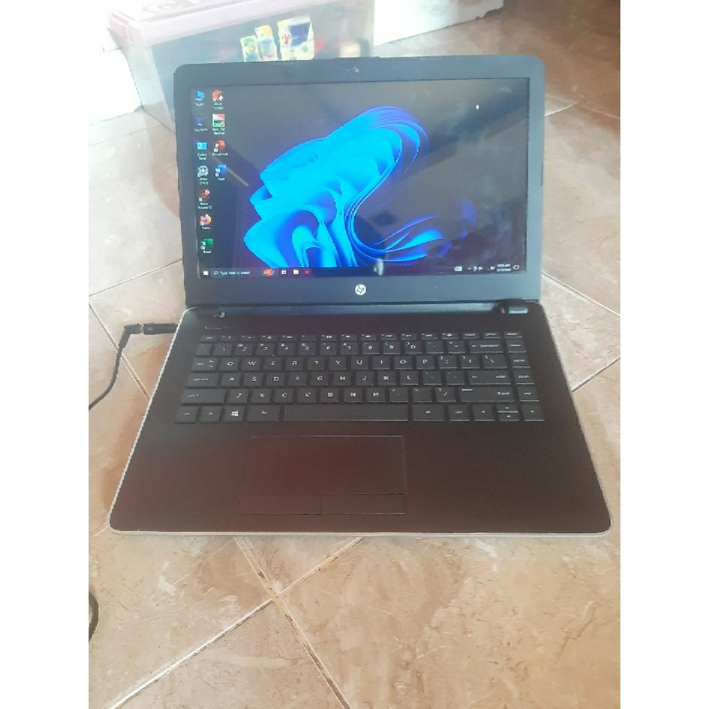 Laptop Hp 14-bs0xx intel core i3 gen 6