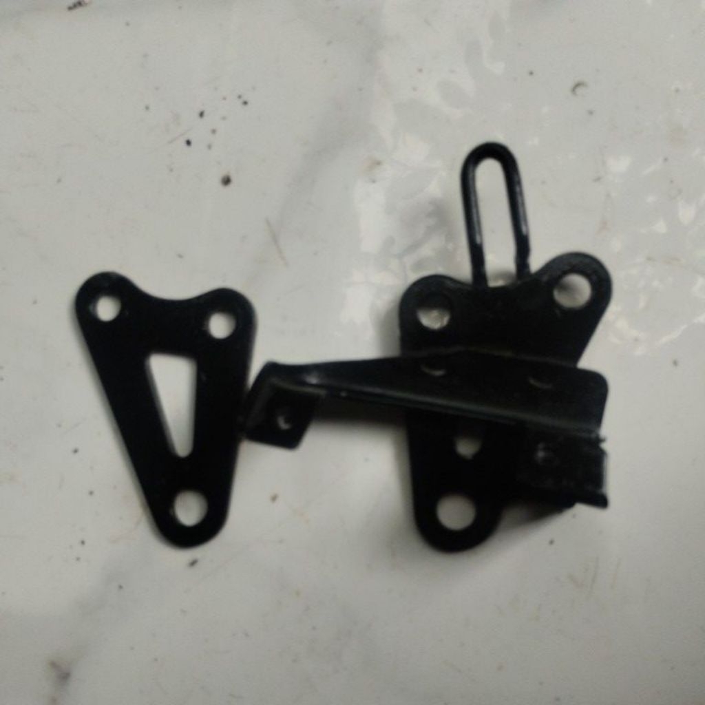 braket mesin kawasaki zx 130