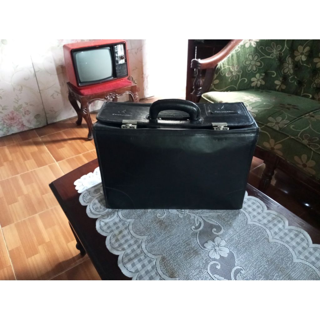 Koper Kulit Jadul antik vintage lawas Tua Retro Kuno