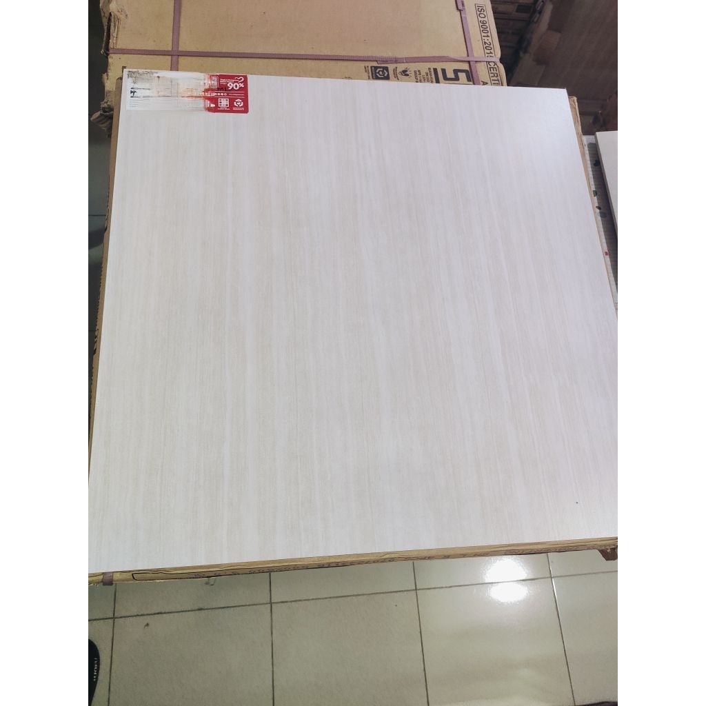 granit Indogress Bianco Travertino SM 60X60 KW3 /Dus (permukaan halus)