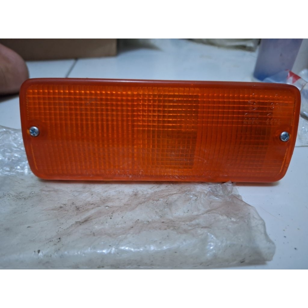 LAMPU SEN BEMPER DEPAN SUZUKI CARRY EXTRA ST100 1.0 JIMNY KATANA Original Japan Kanan Saja