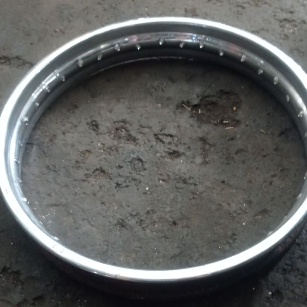 pelek velg velk kaleng lingkaran ring 18 x 215 did original