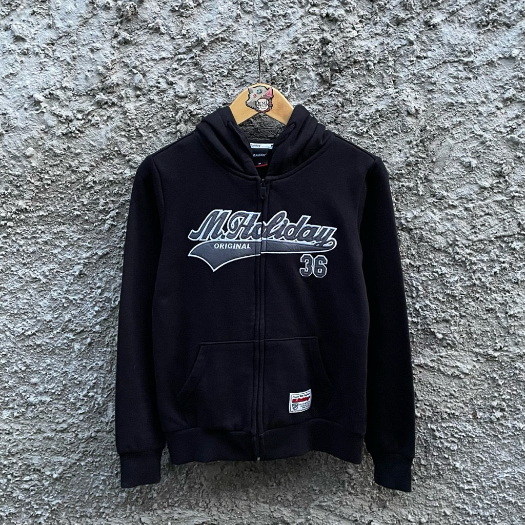 Hoodie M.Holiday 36 Used Unisex Pria Wanita (Size XS-S)
