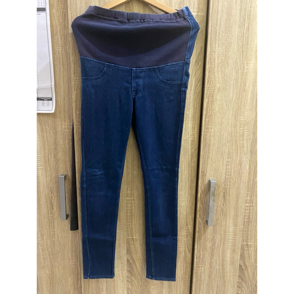 PRELOVED LEGGING IBU HAMIL MERK UNIQLO