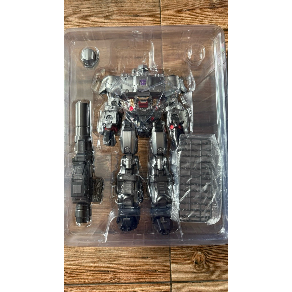 MT01B megatank megatron Open for checek mulus