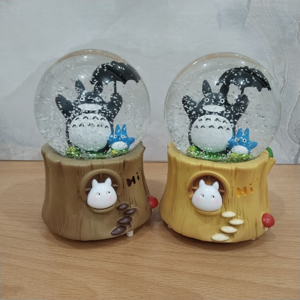 Snowball Pajangan Bola Musik Air Bola Musik Kaca Salju Size Medium (80) Totoro