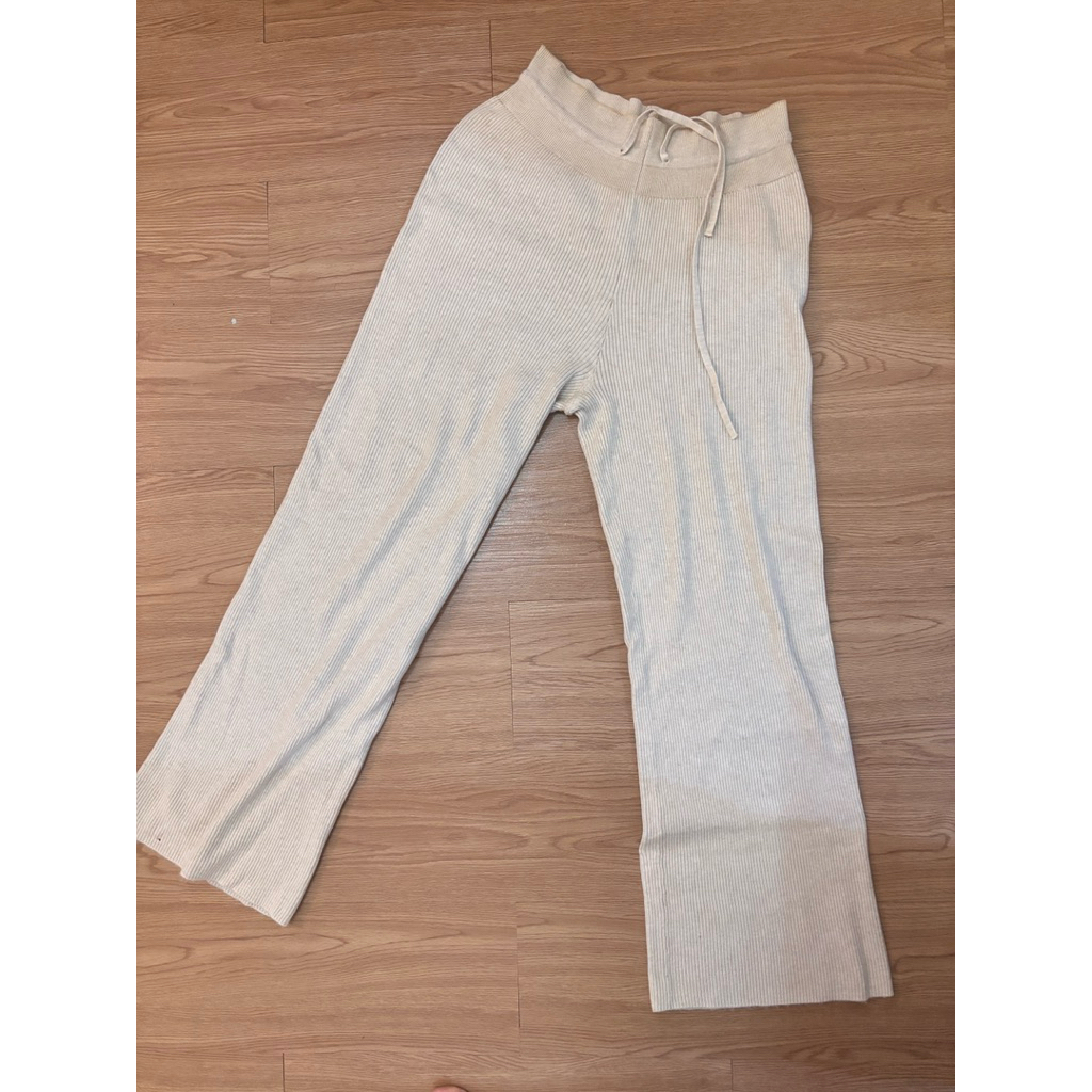 Uniqlo washable knit pants