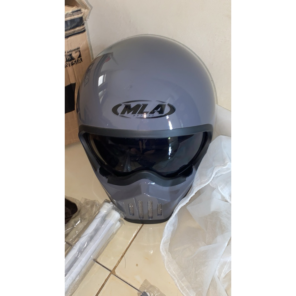 helm mla