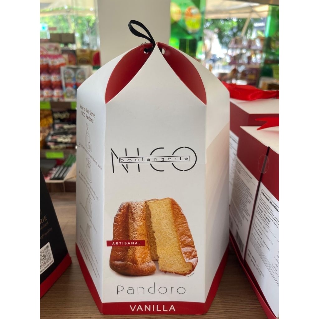 Nico Boulangerie Pandoro Vanilla Cake | Kue Natal Cake Rasa Vanilla 640 Grm