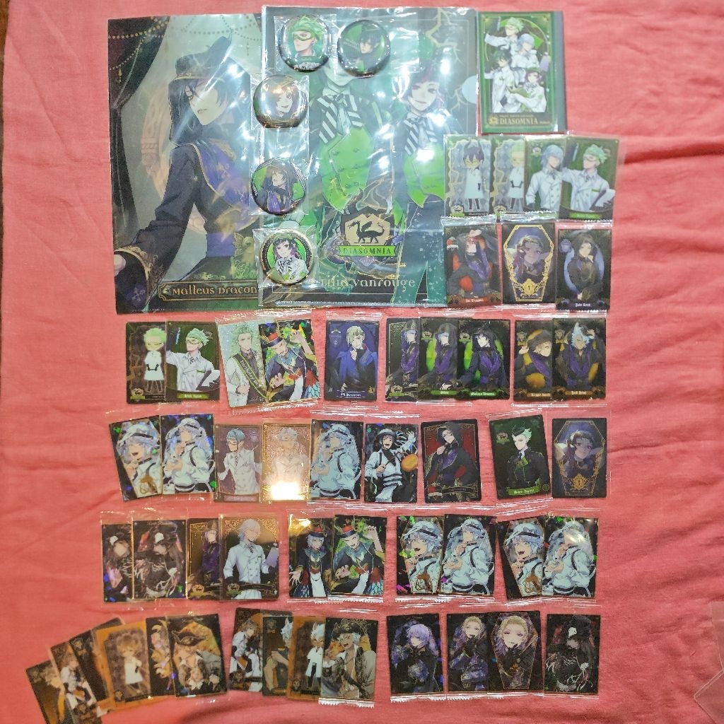 [Ready Slow Delivery] Twisted Wonderland Twst Acrylic keychain Can badge ganci Cards kartu Photocard