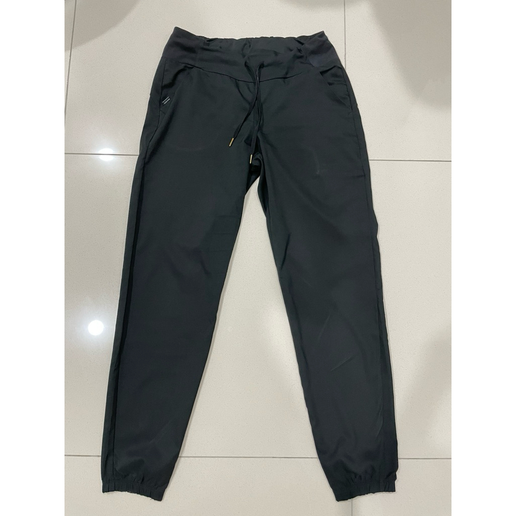 Celana Running Quechua