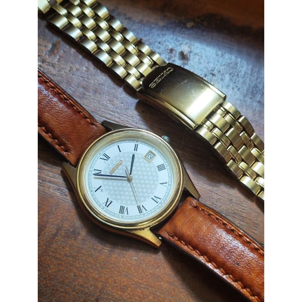 Seiko Gold Roman Index Dial 7N42
