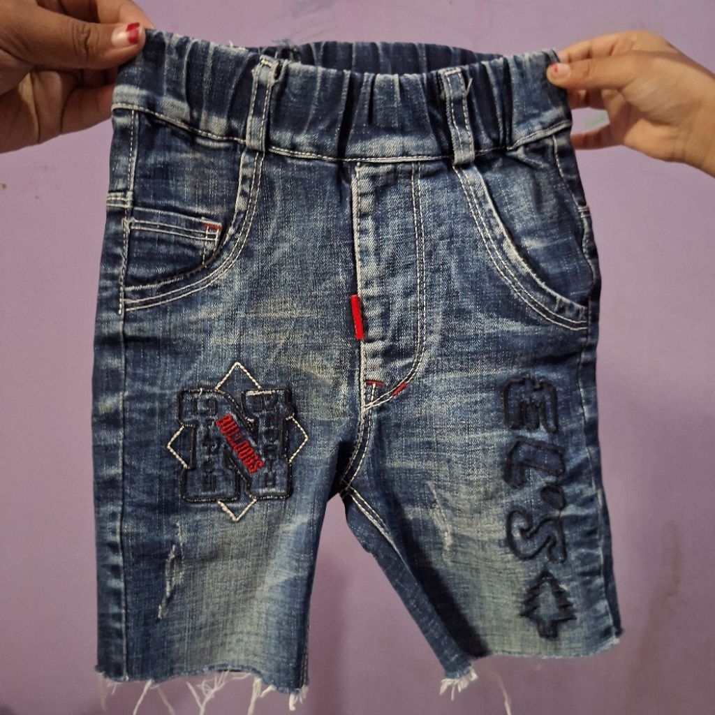 PRELOVED LEVIS ANAK LAKI-LAKI /RUMBAI /JEANS ANAK LAKI-LAKI