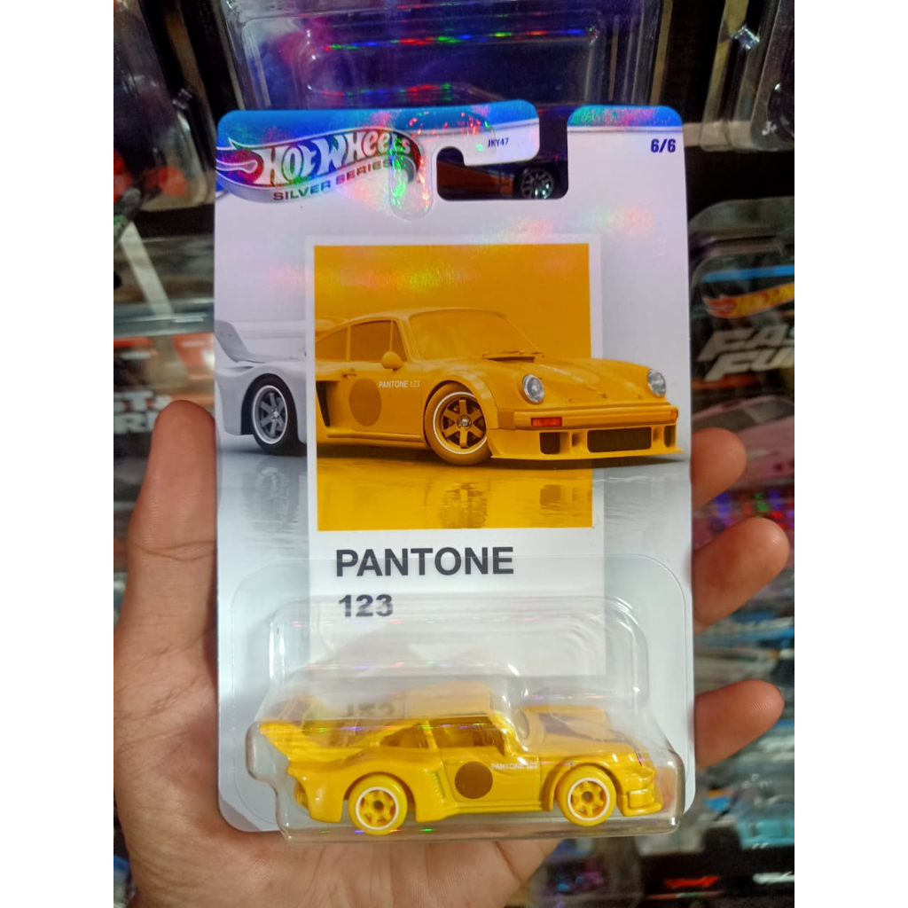 Hot Wheels Pantone Porsche 934 Pantone