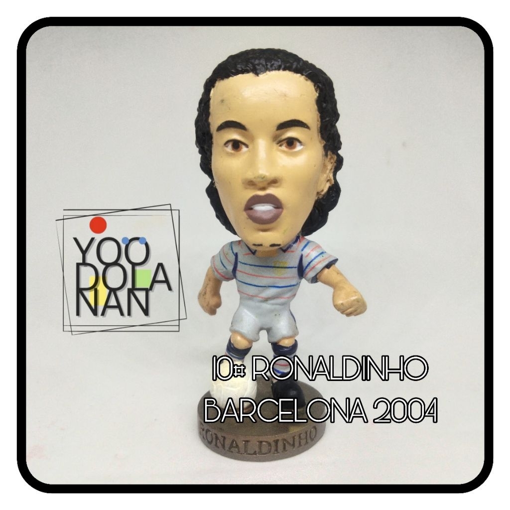 10# RONALDINHO - BARCELONA 2004 CORINTHIAN PROSTARS FIGURE PEMAIN BOLA