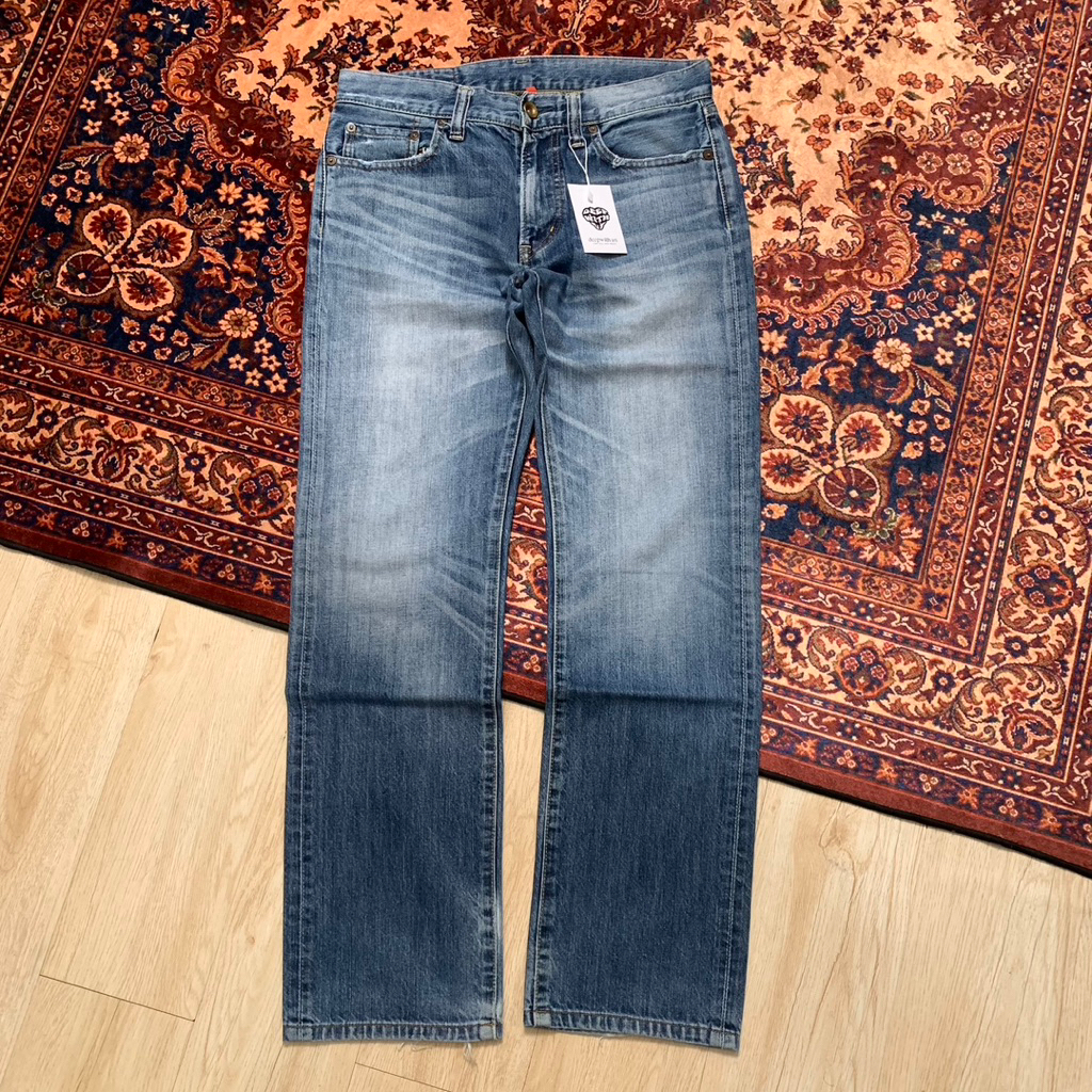 Uniqlo UJ S002 Blue Washed Jeans Reguler Straight Fit BL884