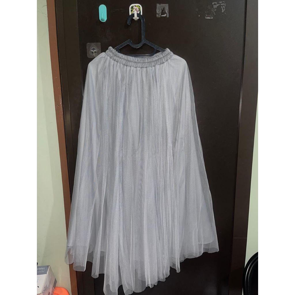 Preloved Rok Tutu Abu-Abu