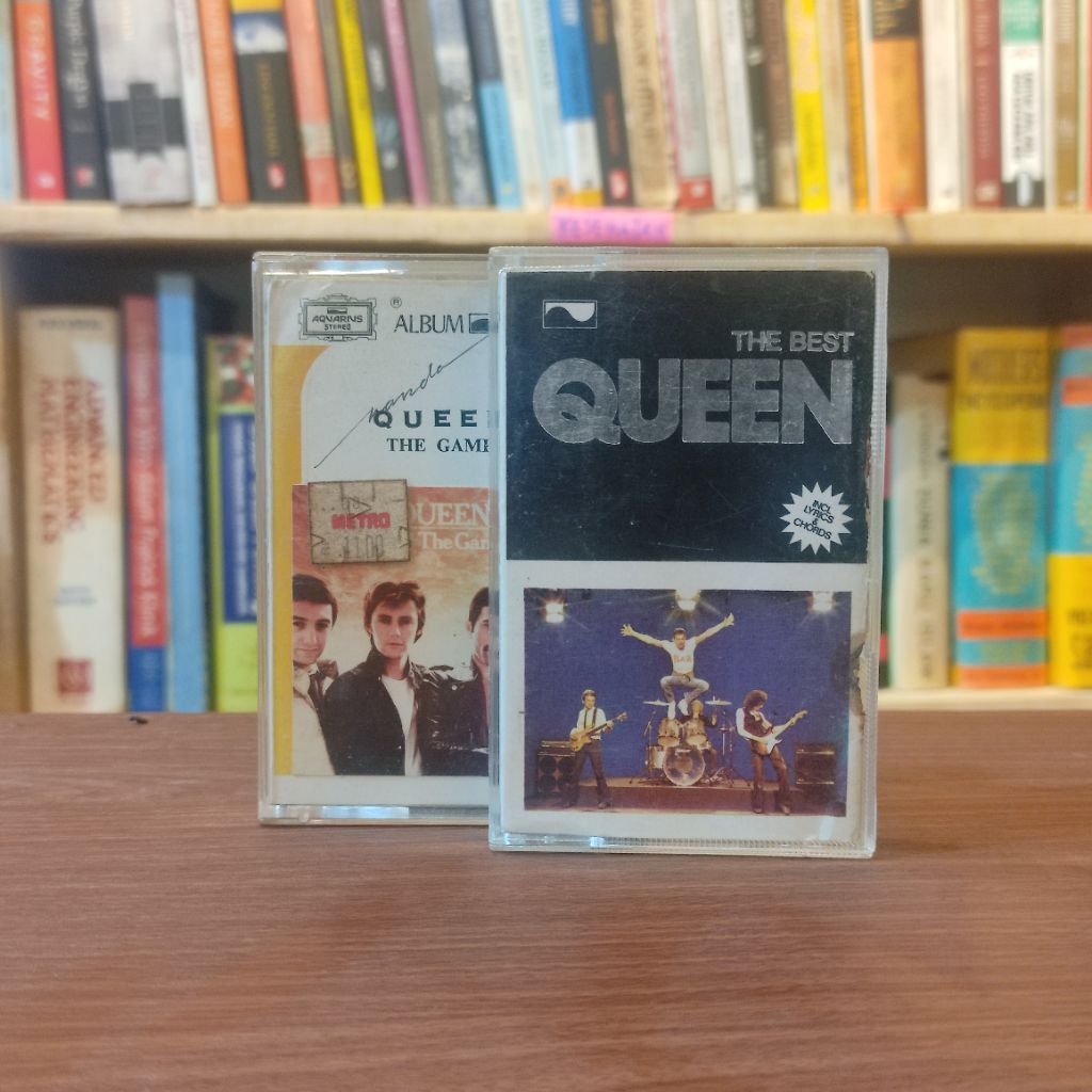 Kaset Pita Band Queen