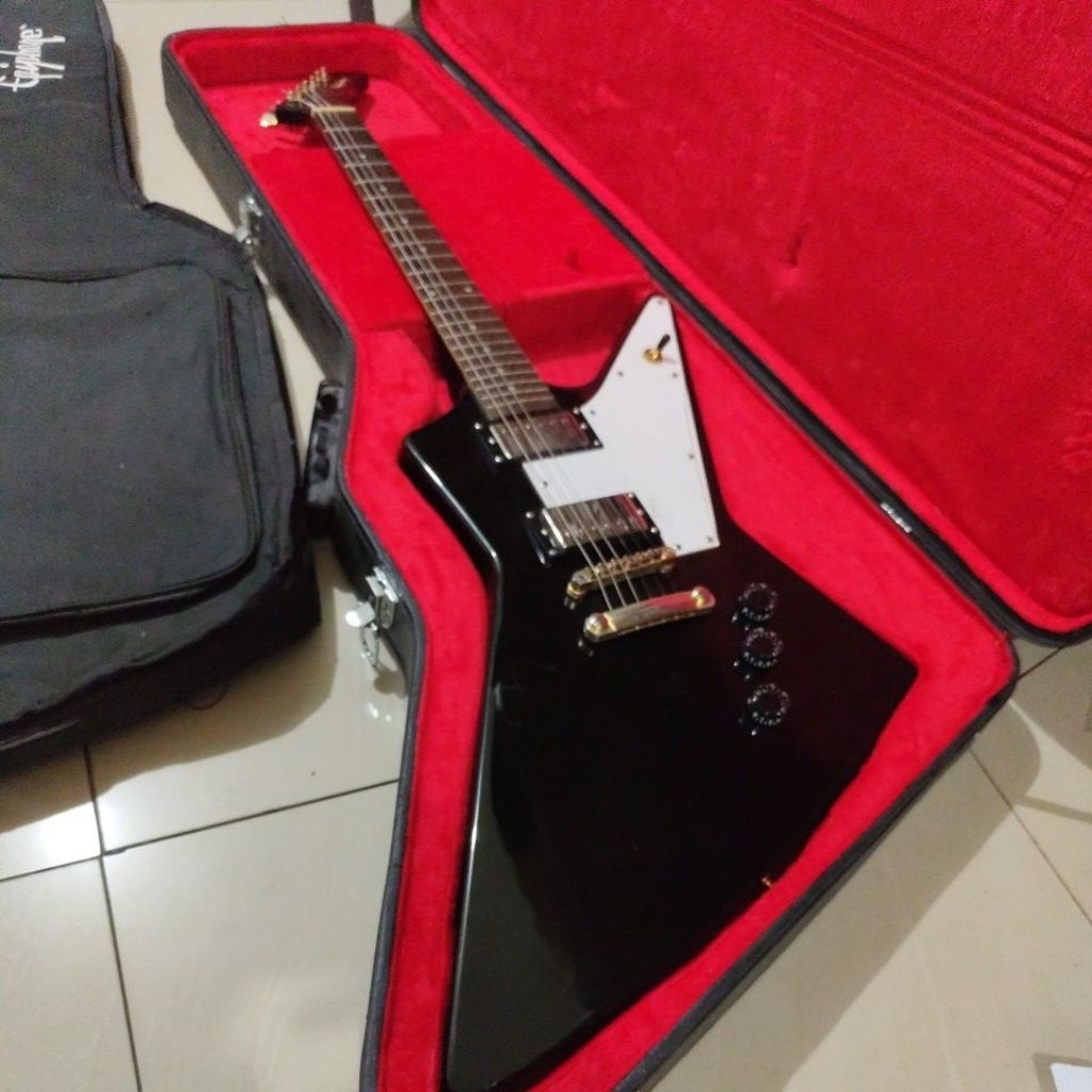 Epiphone Explorer