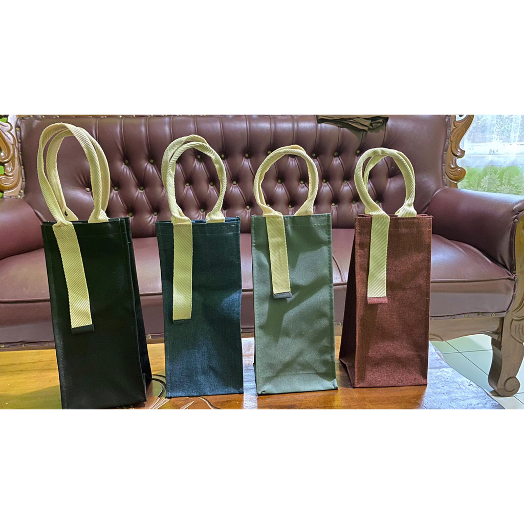 Tas Botol Bahan Denim Import Sintetis Murah Desain Unik dengan Pilihan Warna hitam Biru dan Coklat