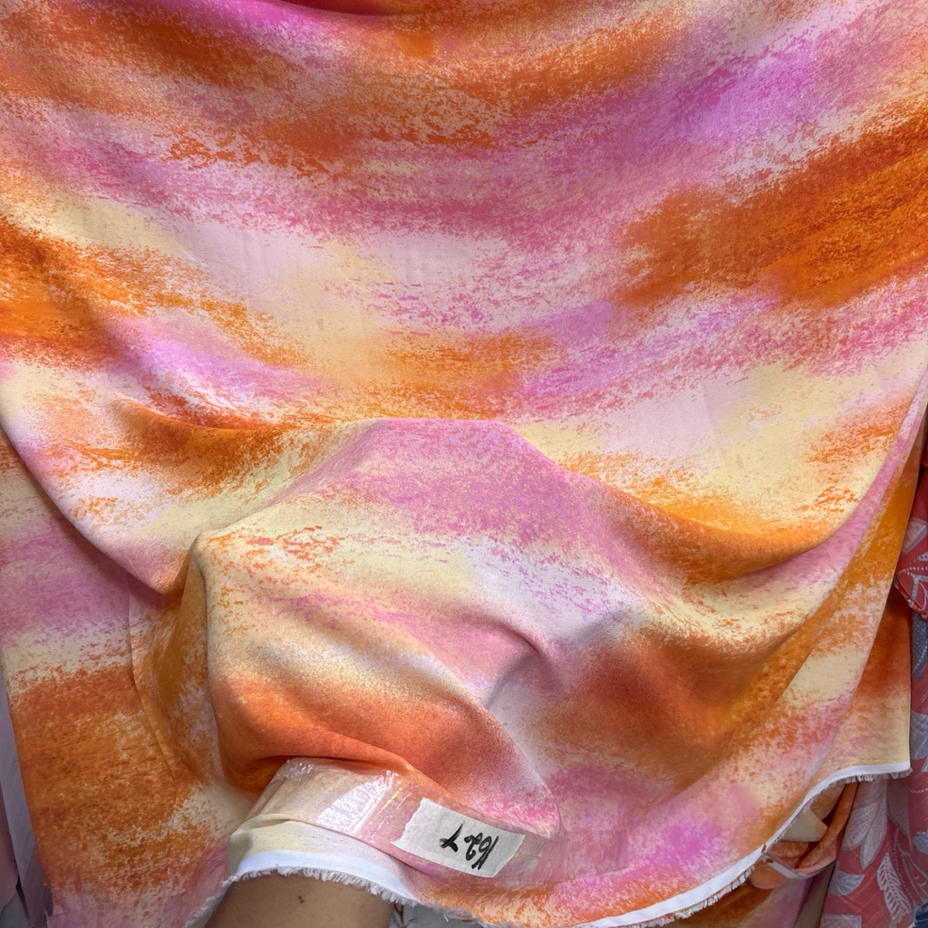 Kain Zara Crepe Motif Abstrak Pastel – Cocok untuk Gamis, Tunik, Kemeja lq