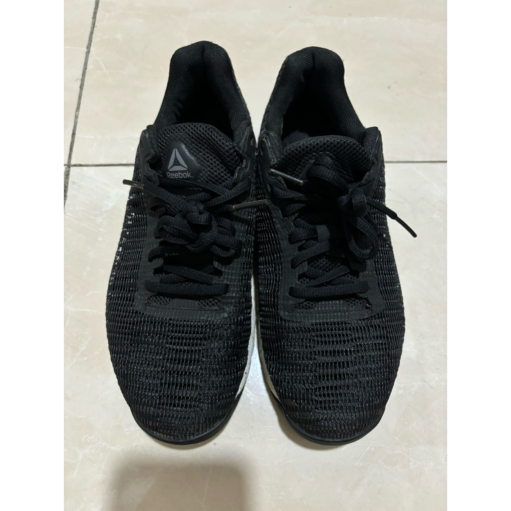 preloved sepatu reebok crossfit original woman black - sepatu olahraga/gym hitam reebok