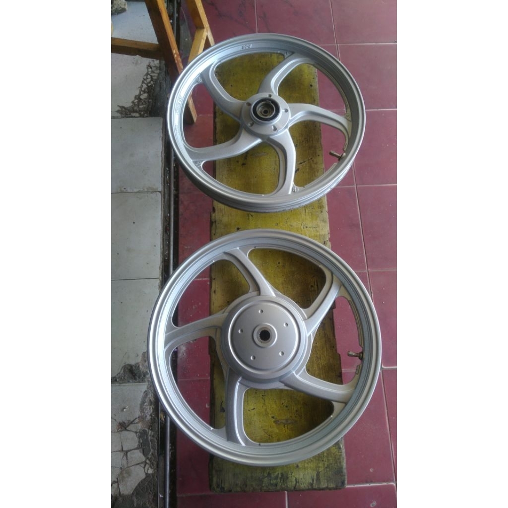 Velg Nouvo S Silver