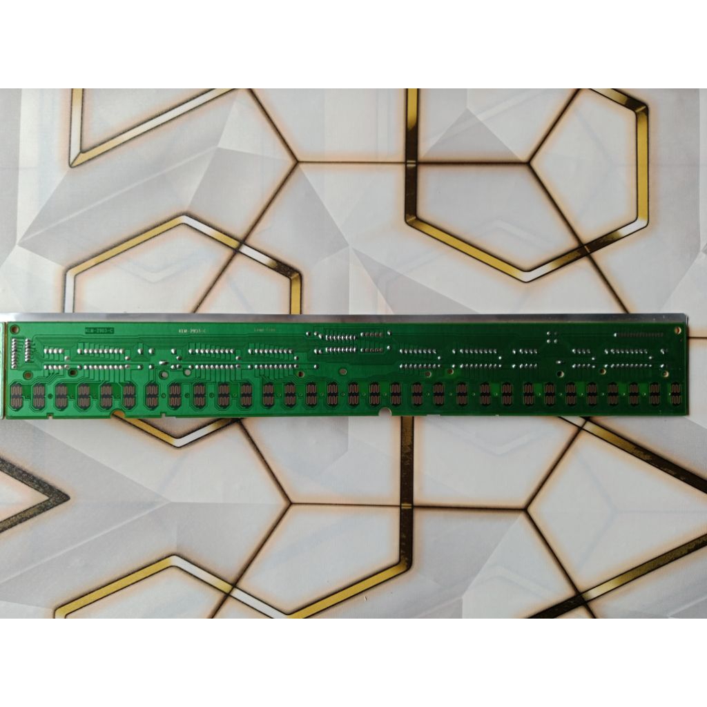 Satu Set Papan Tuts Keyboard KORG PA300, 600,700,900,1000 Bekas Cabutan kondisi mulus dan masih Orig