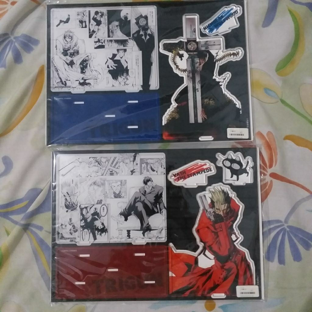 trigun limited animate bundle 16 manga 17 collectible cards 2 new design acrylic standee vash the st