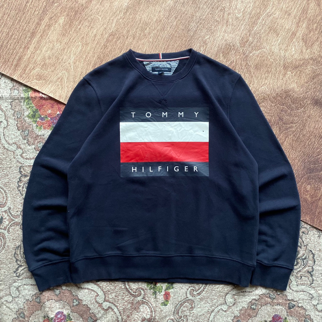 crewneck tommy hilfiger big logo