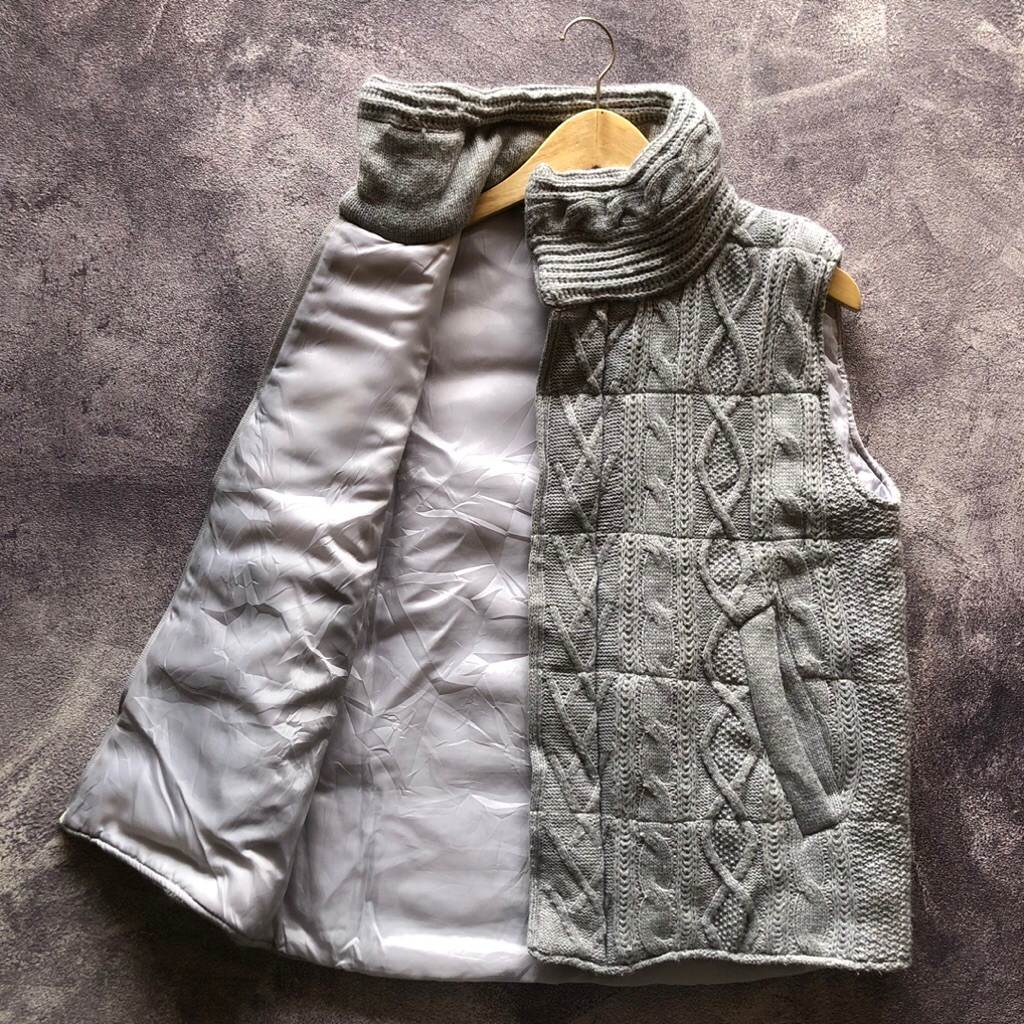 Knit Down Vest Coogie VILLAND Scnnd Size M,Rompi Bulu angsa bulang silver abu abu knitwear rajut coo