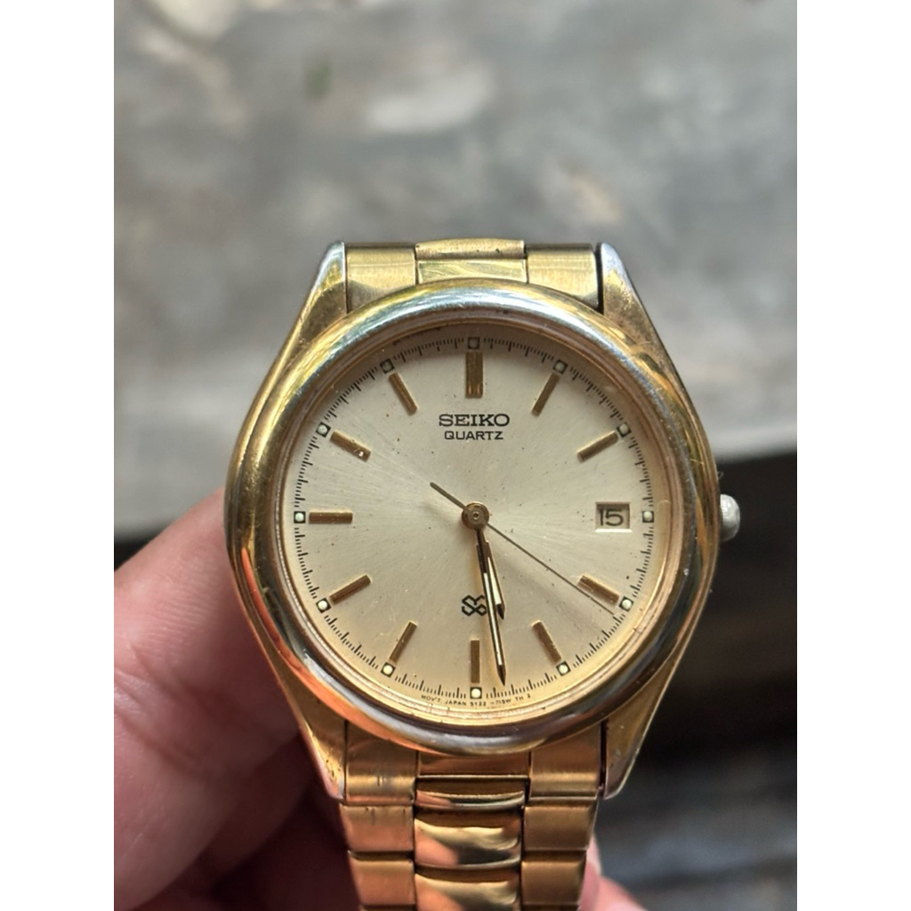 JAM TANGAN SEIKO QUARTZ GOLD