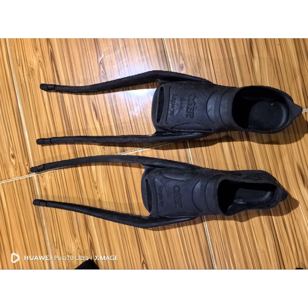 foot pocket long fings