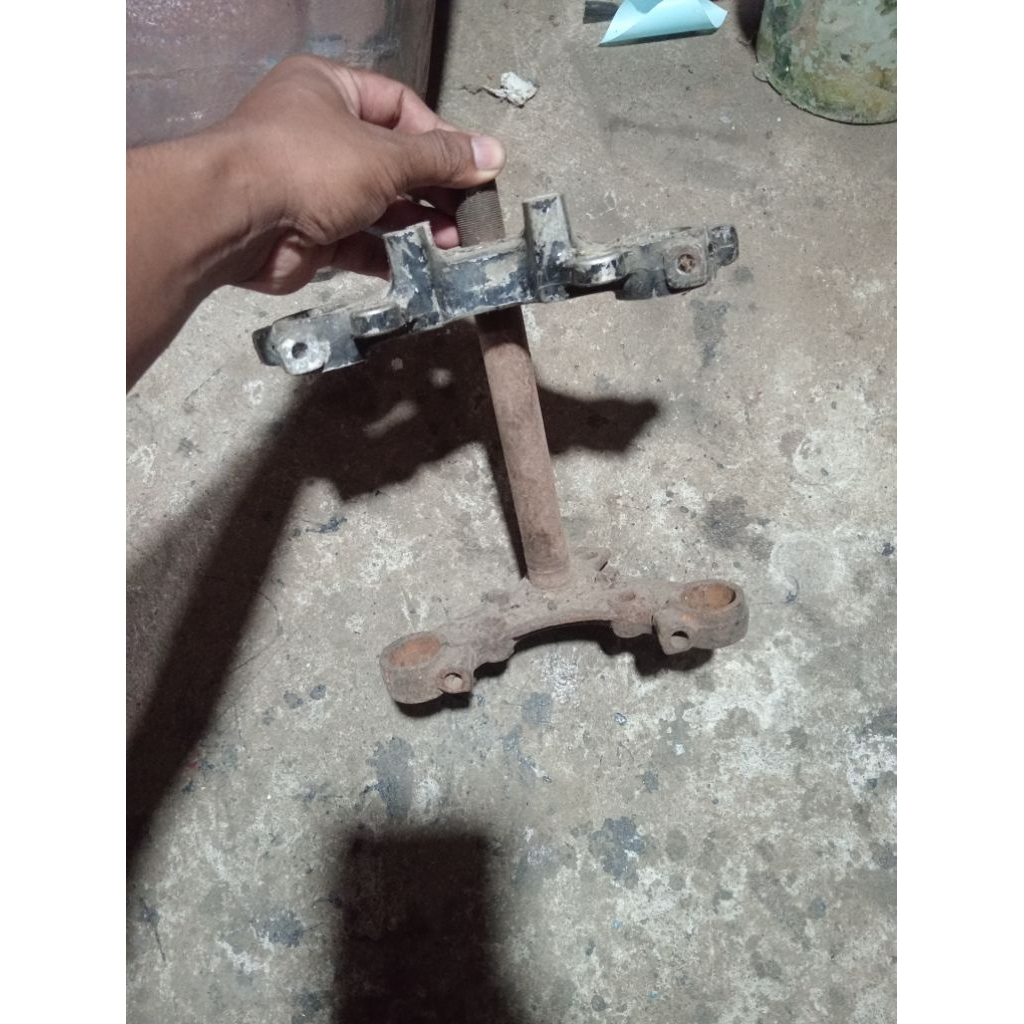 T SKOK GL100/GL125 ORIGINAL LEPASAN,/SEGITIGA SKOK GL100 ORIGINAL