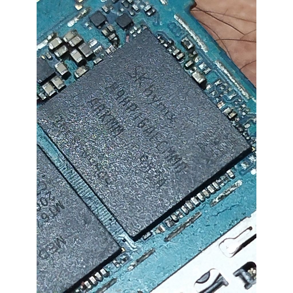 IC EMMC SKYNIX CMMD 6/128